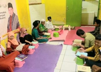 Kelompok Assyifa Tahfidz Al-Quran Fathiyyah Zahra Memang Beda
