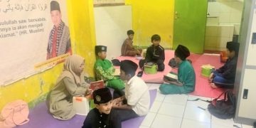 Memang Beda Kelompok Assyifa Santri Tahfid Fathiyyah Zahra Ini