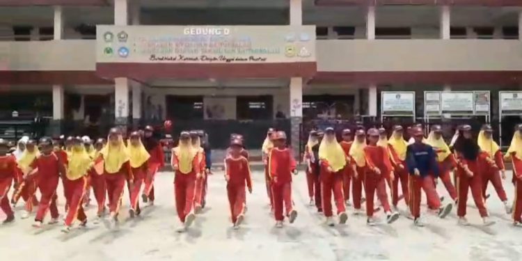 Paskibra MI Baitussalam Persiapan Lomba Tingkat Nasional