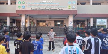 Hari Ke-2 Lomba Futsal Milad ke-18 MI Baitussalam Kelas 4B Vs 6A