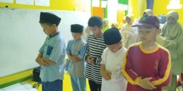 Aktivitas Rutin Ashar Berjamaah di Tahfidz Al-Quran Fathiyyah Zahra