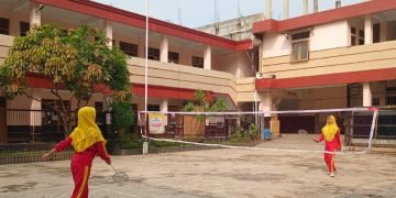 Turnamen Badminton Semarakan Hari Jadi MI Baitussalam ke-18 Tahun