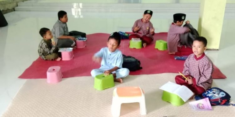 Program Calistung Tahfidz Fathiyyah Zahra Perkuat Kualitas Pendidikan