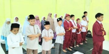 Tahfidz Al-Quran Fathiyyah Zahra Mengutamakan Sholat Ashar Berjamaah