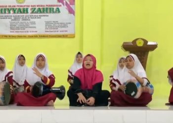Keseruan Latihan Marawis di Tahfidz Al-Quran Fathiyyah Zahra