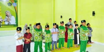 Sholat Ashar Berjamaah Pertama Masuk Tahfidz Al-Quran Fathiyyah Zahra