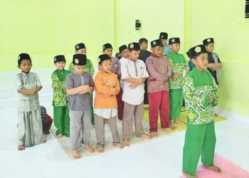 Menjadi Kebanggaan, Berjamaah Sholat Ashar di Tahfidz Fathiyyah Zahra