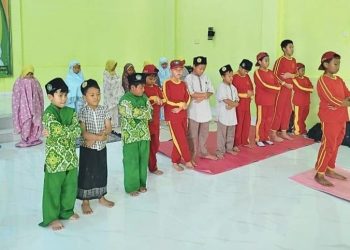 Berjamaah Ashar di Tahfidz Fathiyyah Zahra Jadi Kebanggaan