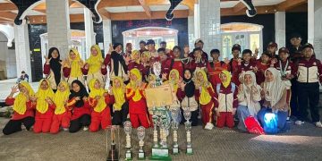 Tim LKBB MI Baitussalam Borong Piala di Lomba Paskibra se-Jawa Barat