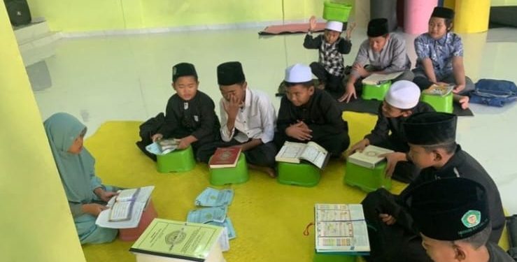 Aktivitas kelompok Asy Syifa di penghujung Ramadhan 1447 Hijriah, Jumat (13/3).| iak