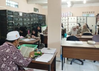 Gema Sholawat Guru-guru MI Baitussalam Jadi Aktivitas Rutin