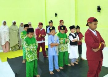 Perkuat Aqidah Lewat Berjamaah Sholat Ashar di Tahfidz Fathiyyah Zahra