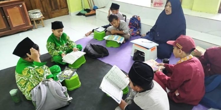 Al-Furqan Kelompok Ceria Tahfidz Fathiyyah Zahra