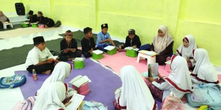 Yuk Intip Kelompok Maryam dan Ar-Rahman Siswa Tahfidz Fathiyyah Zahra