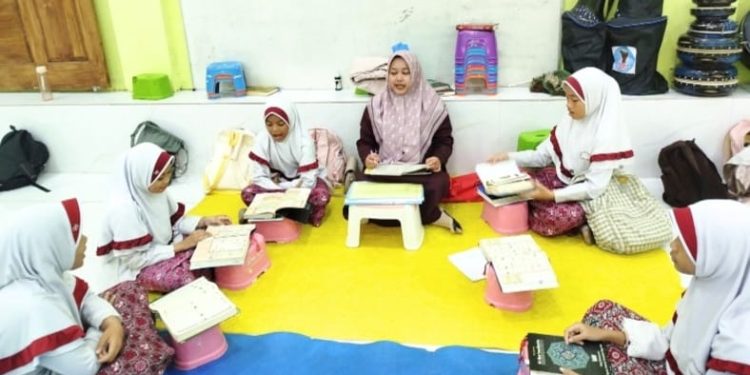 Kelompok An-Nur Bagian dari Siswa Tahfidz yang Ceria