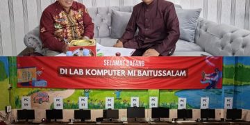 Kemenag Kab Sukabumi Monitoring Administrasi Kegiatan TKA di MI Baitussalam Cisaat