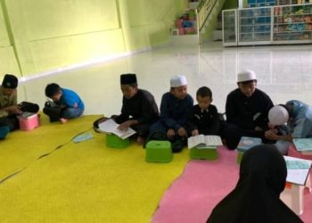 Minggu Mengaji Bareng Kelompok Asy-Syifa di Tahfidz Fathiyyah Zahra