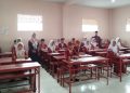 Kepala MI Baitussalam Cisaat, Monitoring Kegiatan Ujian Madrasah