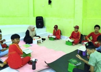Tahfidz Al-Quran Fathiyyah Zahra Rekomendasikan Pilihan Bagi Siswa Baru