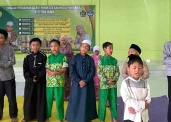 Minggu: Disiplin Dhuha Berjamaah di Tahfidz Fathiyyah Zahra
