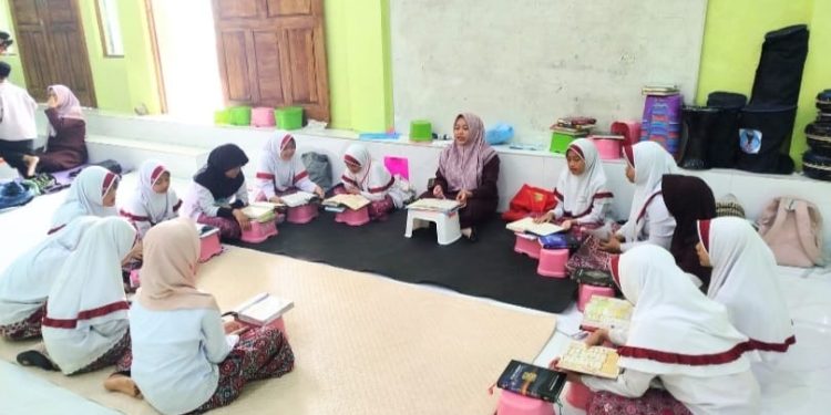 Inilah Kelompok Idola Tahfidz Al-Quran Fathiyyah Zahra Abdul Karim
