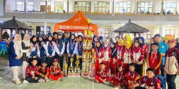 Tim LKBB Paskibra MI Baitussalam Kembali Tambah Koleksi Trofi di Lomba Tingkat Jabar