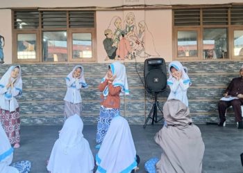 Jelang “Samen” MI Baitussalam Evaluasi Lesengan dan Tarian Siswa