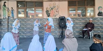 Jelang “Samen” MI Baitussalam Evaluasi Lesengan dan Tarian Siswa