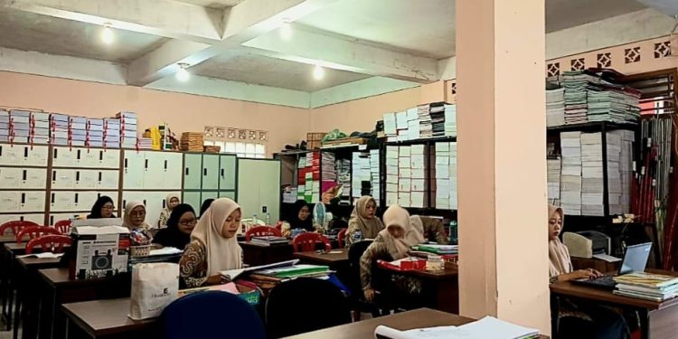 Pagi Bersholawat Bersama Guru PAUDQu dan MI Baitussalam