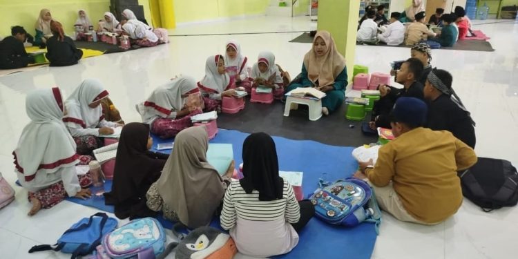 Menata Generasi Qurani Masa Depan Melalui Tahfidz Al-Quran Fathiyyah Zahra