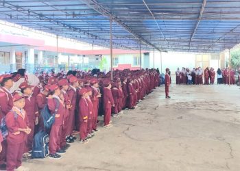 Ratusan Siswa MI Baitussalam Penuh Khidmat Ikuti Upacara Pengibaran Bendera