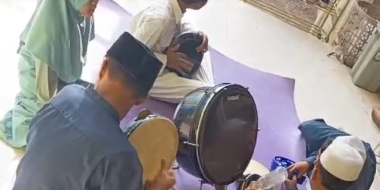 Siswa Tahfidz Al-Quran Fathiyyah Zahra Gelar Latihan Marawis