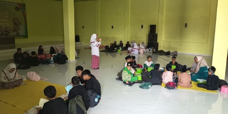 Ingin Anak Cinta A-Quran, Ada Belajar Bersama di Tahfidz Fathiyyah Zahra