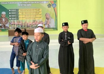 Aa Fikri Pimpin Sholat Dhuha Berjamaah Kelompok Asy-Syifa