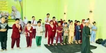 Wajib Bagi Siswa Tahfidz Al-Quran Fathiyyah Zahra untuk Sholat Berjamaah