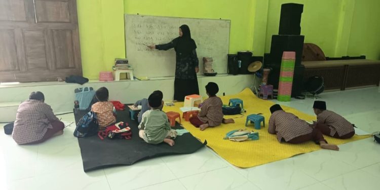 Generasi Pintar Calistung Tahfidz Fathiyyah Zahra, Terus Semangat Belajar