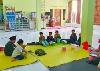 Generasi Masa Depan Tahfidz Al-Quran Fathiyyah Zahra