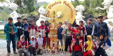 Paskibra MI Baitussalam Kembali Boyong Piala LKBB Se-Jabar