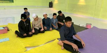 Siswa Tahfidz Al-Quran Fathiyyah Zahra Minggu Berjamaah Dhuha