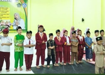 Terapkan Disiplin Anak Lewat Sholat Ashar Berjamaah di Tahfidz Al-Quran Fathiyyah Zahra