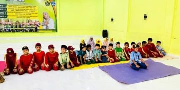 Mengukir Teladan dengan Fondasi Dasar Ibadah di Tahfidz Fathiyyah Zahra