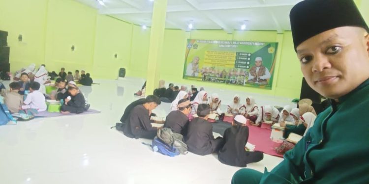 Wujud Muroqabah, KH Iim Abdul Karim Pantau Kegiatan Santri Mengaji