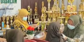 Pastikan Warga Sekolah Sehat, Puskesmas Cisaat Gelar Cek Kesehatan Gratis di MI Baitussalam Cibolang Girang